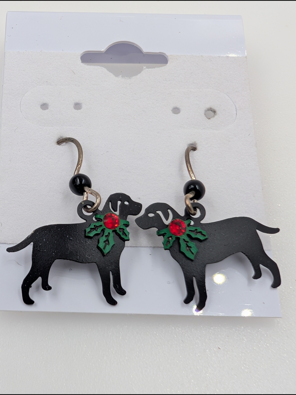 ​Christmas Dog Earring Set: Black Lab Wreath & Scottie Dog Red Bow Dangles Bb75 - Picture 5 of 5